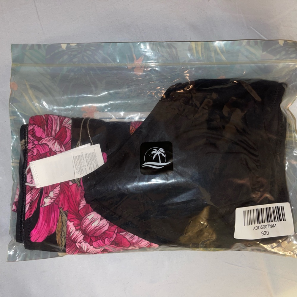 Brand new with tags. - Picture 5 of 6